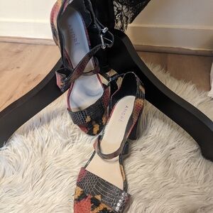 André Paris leather HH open shoes